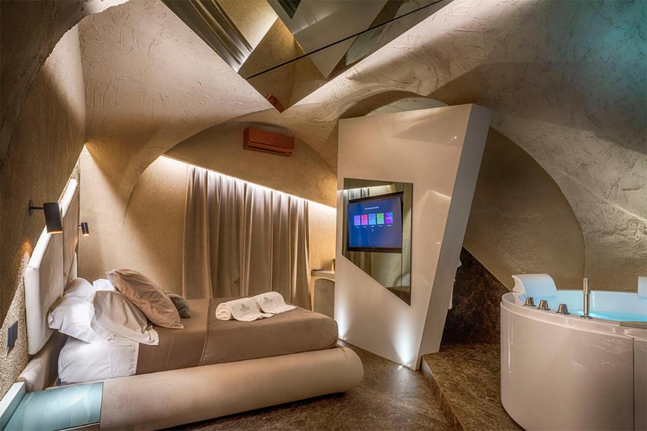 Le Suites Del Duomo Luxury CTA Exterior foto