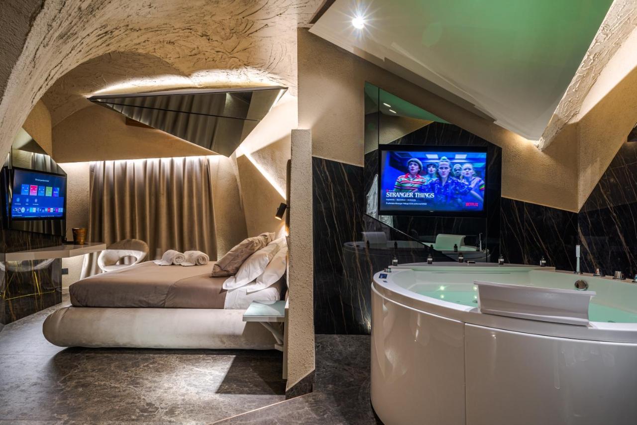 Le Suites Del Duomo Luxury CTA Exterior foto