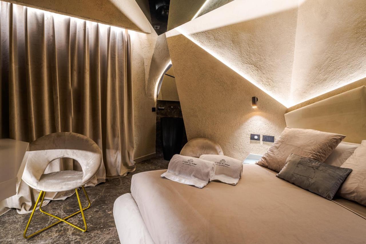 Le Suites Del Duomo Luxury CTA Exterior foto
