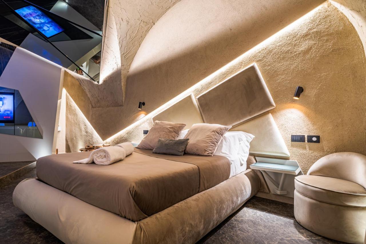 Le Suites Del Duomo Luxury CTA Exterior foto