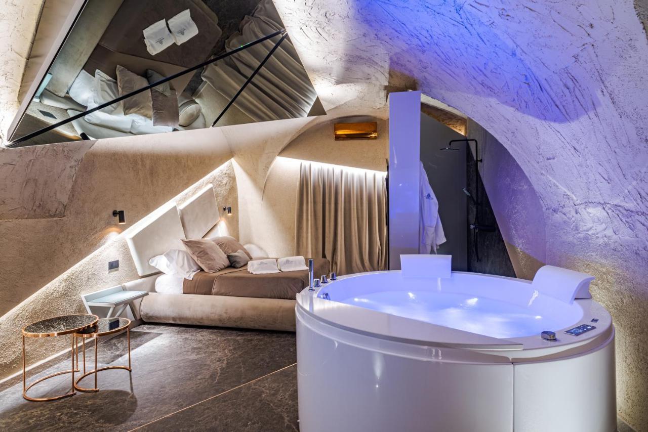 Le Suites Del Duomo Luxury CTA Exterior foto